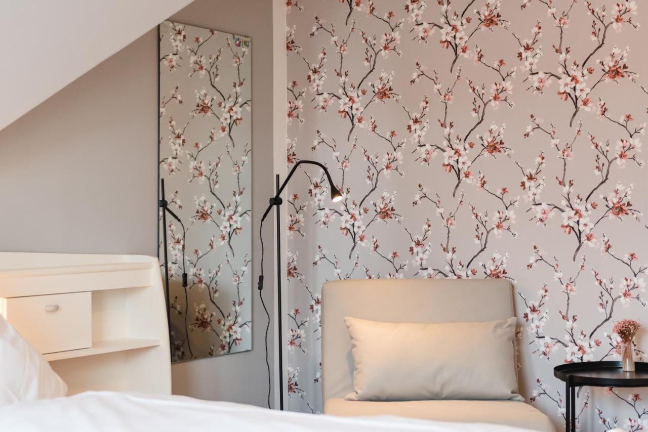 Straendhus Bed&Breakfast Hasselberg  Экстерьер фото