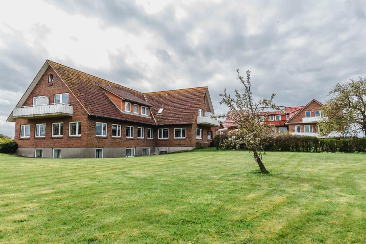 Straendhus Bed&Breakfast Hasselberg  Экстерьер фото